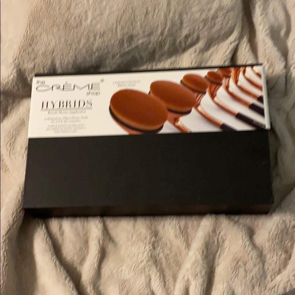 The Creme Shop